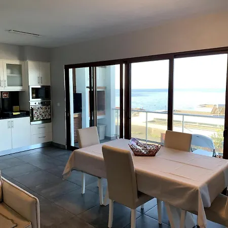 O Pomar With Optional Heated Pool * Paul do Mar (Madeira)