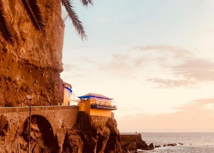 Villa O Pomar With Optional Heated Pool Paul do Mar (Madeira)