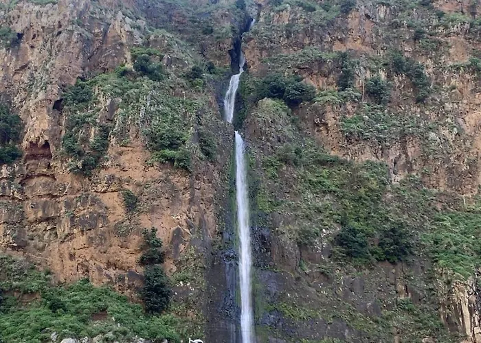 O Pomar With Optional Heated Pool *