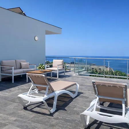 O Pomar With Optional Heated Pool Paul do Mar (Madeira)