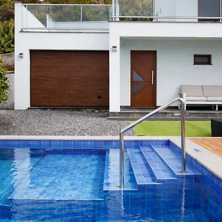 Vila O Pomar With Optional Heated Pool